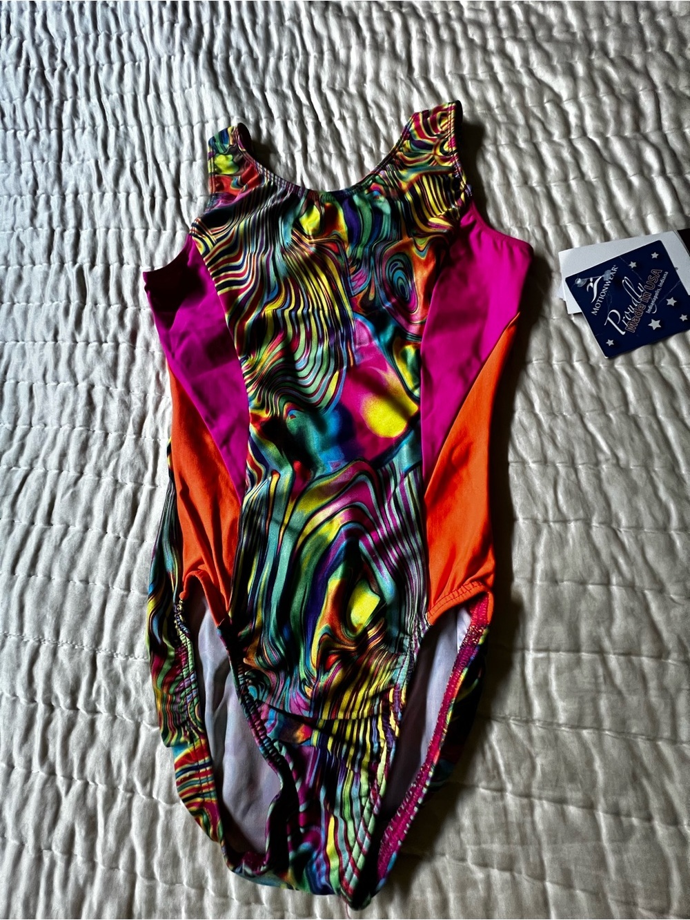 MOTIONWEAR GYMNASTICS LEOTARD MULTICOLOR SWIRLS W/HOT PINK & ORANGE PANELS. NWT